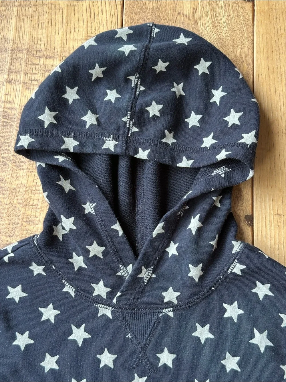 Old Navy americana pullover
